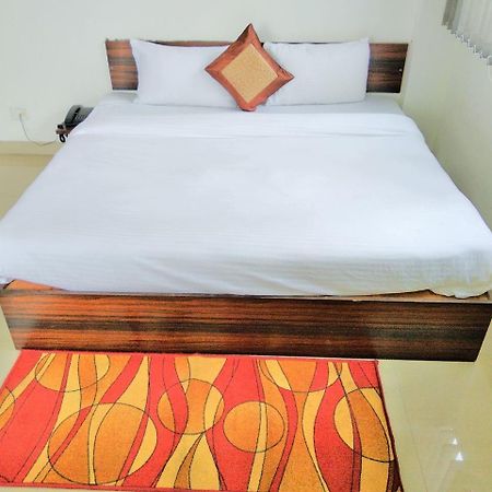 The Radiance Suites And Apartment New Delhi Exterior photo