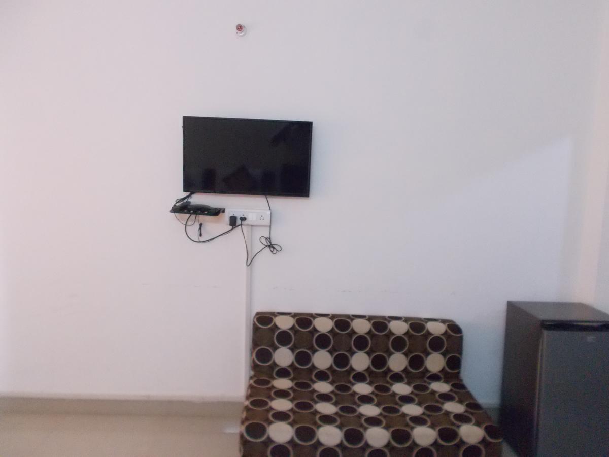 The Radiance Suites And Apartment New Delhi Exterior photo